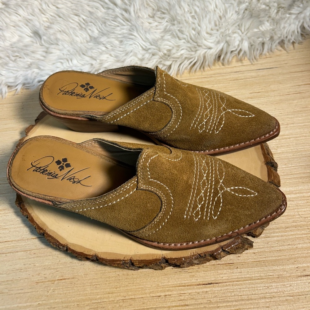 Patricia Nash Batista Suede Western Mule light brown women’s size 5.5 - Picture 2 of 7
